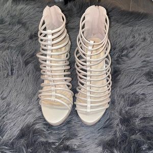 💟Cage heels 💟